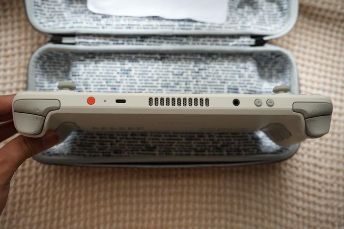 Console portable Steam Deck OLED 1 To NVMe SSD blanche édition limitée 7,4 pouces - photo numéro 4