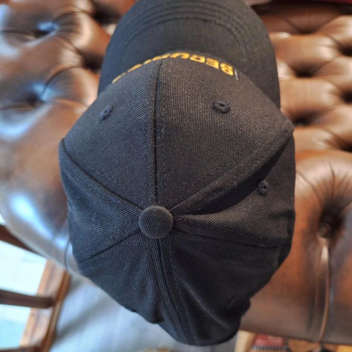 Casquette ajustable "Security" Entre protection et mode tendance - photo numéro 6
