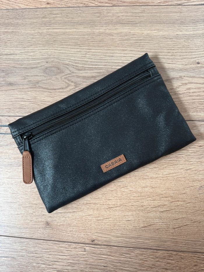Pochette frontale Cabaia, noir pailletée modèle Jupiter