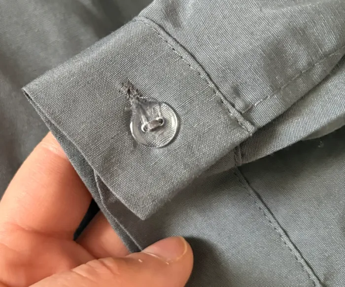 Chemise grise à perle - photo numéro 5