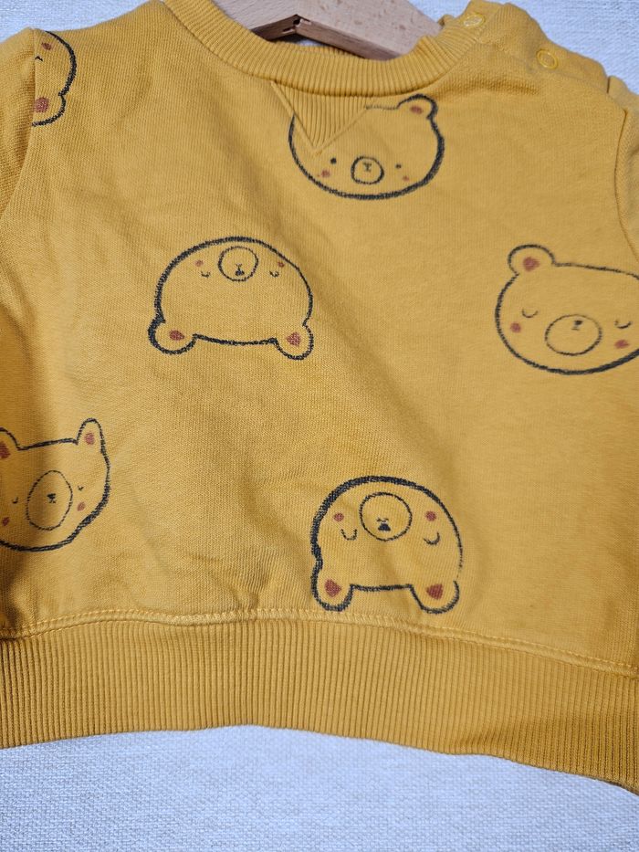 Pull moutarde motif ourson tex 3 mois - photo numéro 3