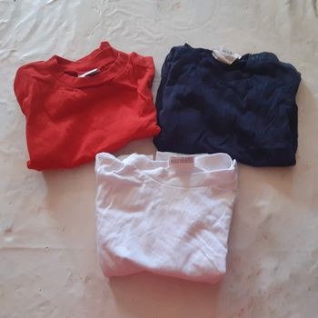 3 t shirts 12 mois