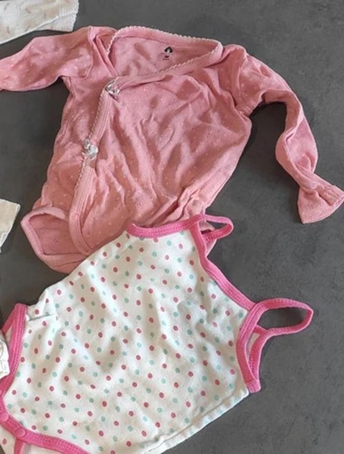Bébé fille 3 mois - photo numéro 18