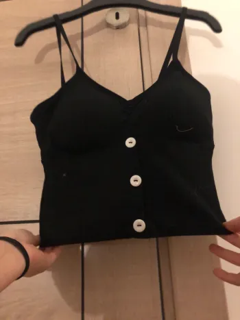 Tee shirt manche courte a bouton