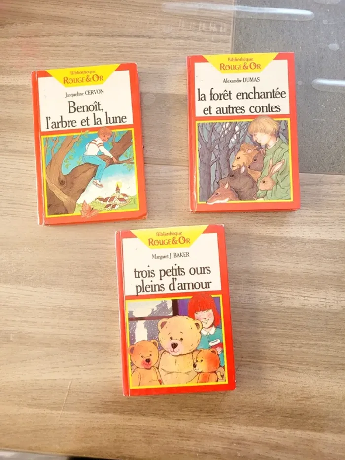 Lot 3 livres 📚 bibliothèque rouge et or
