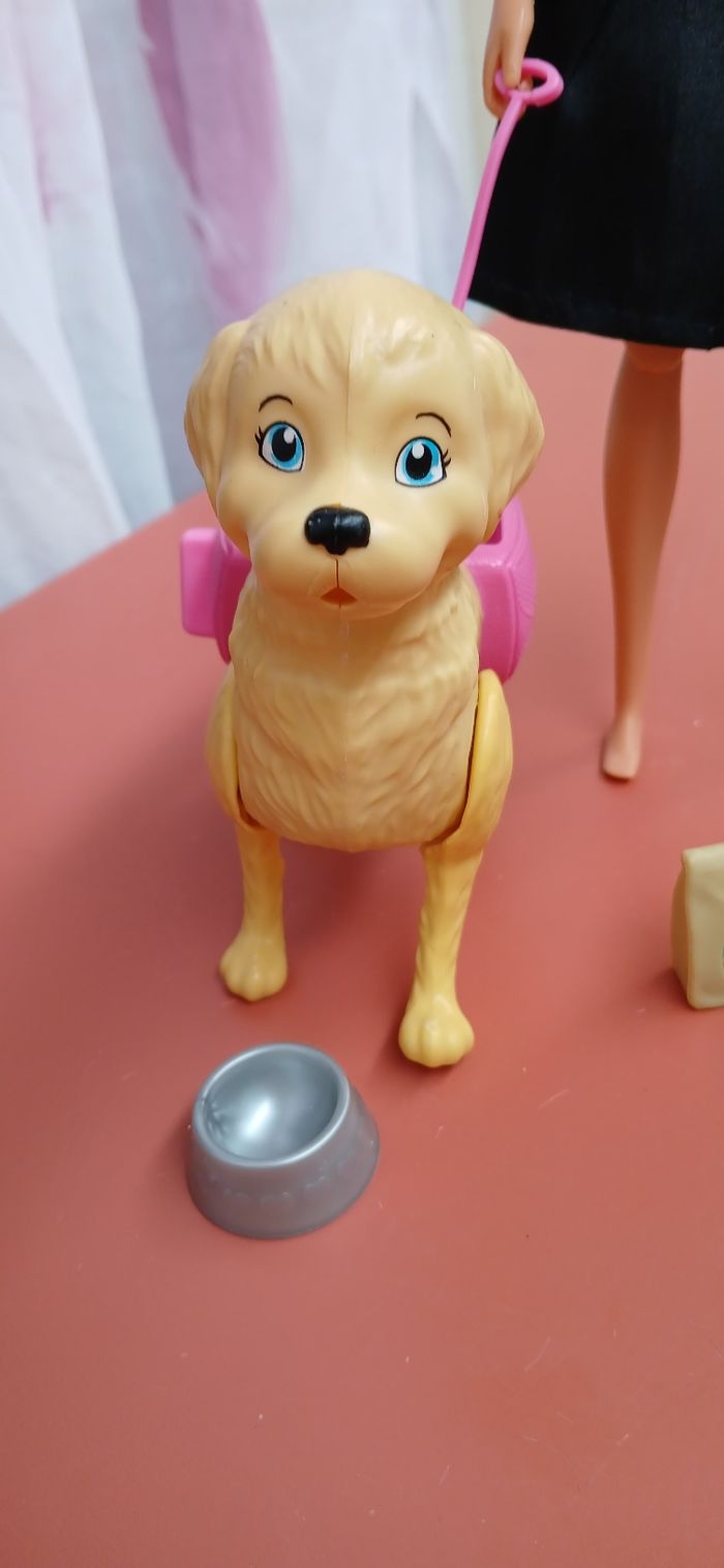 Barbie et son chien qui marche - photo numéro 3