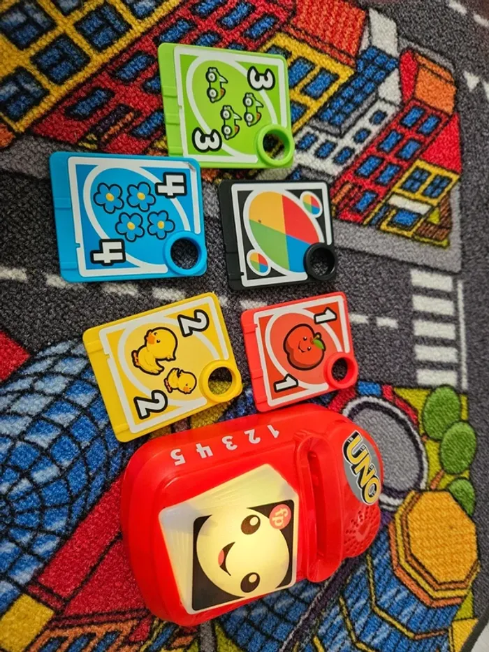 Jeu de uno enfant - photo numéro 2