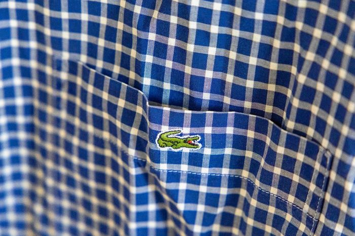 C50 chemise carreaux marine Lacoste 42 - photo numéro 4