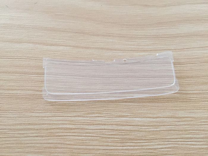 Vitre avant pare-brise pièce détachée miniature 1/18 Citroën traction 15cv 1952 Maisto #A40 - photo numéro 2