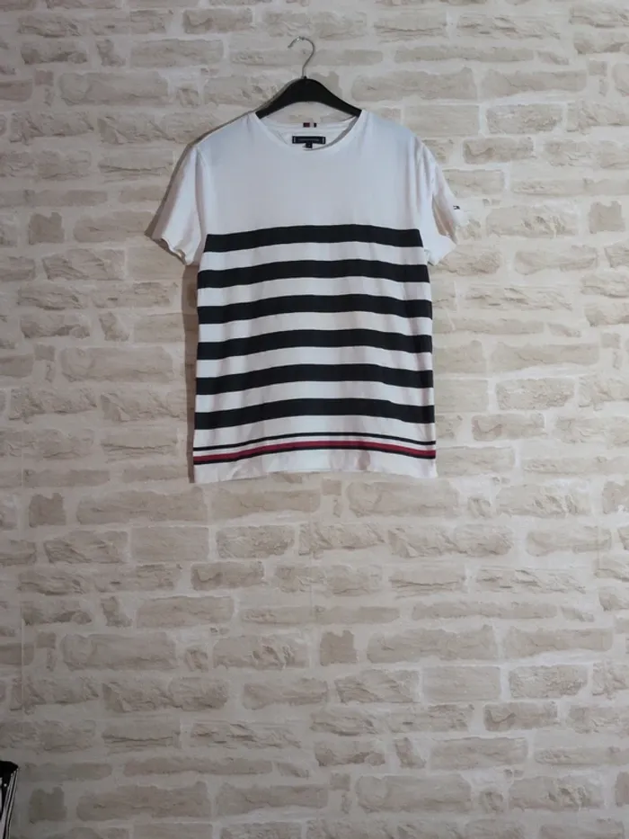 T-shirt Tommy Hilfiger taille M