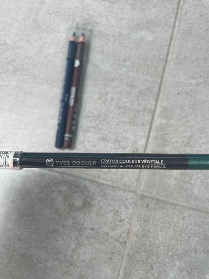 Lot 3 crayons khôl Yves Rocher neuf - photo numéro 3