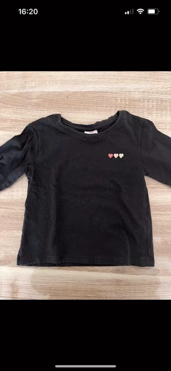 Tee shirt tape à l œil noir