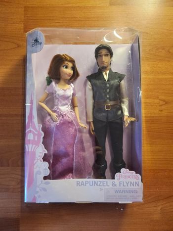 Coffret poupées Raiponce & Flynn Disney Store