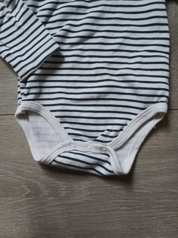 🌹2 bodies identique 9 mois 71cm mes petits cailloux 🌹 - photo numéro 2