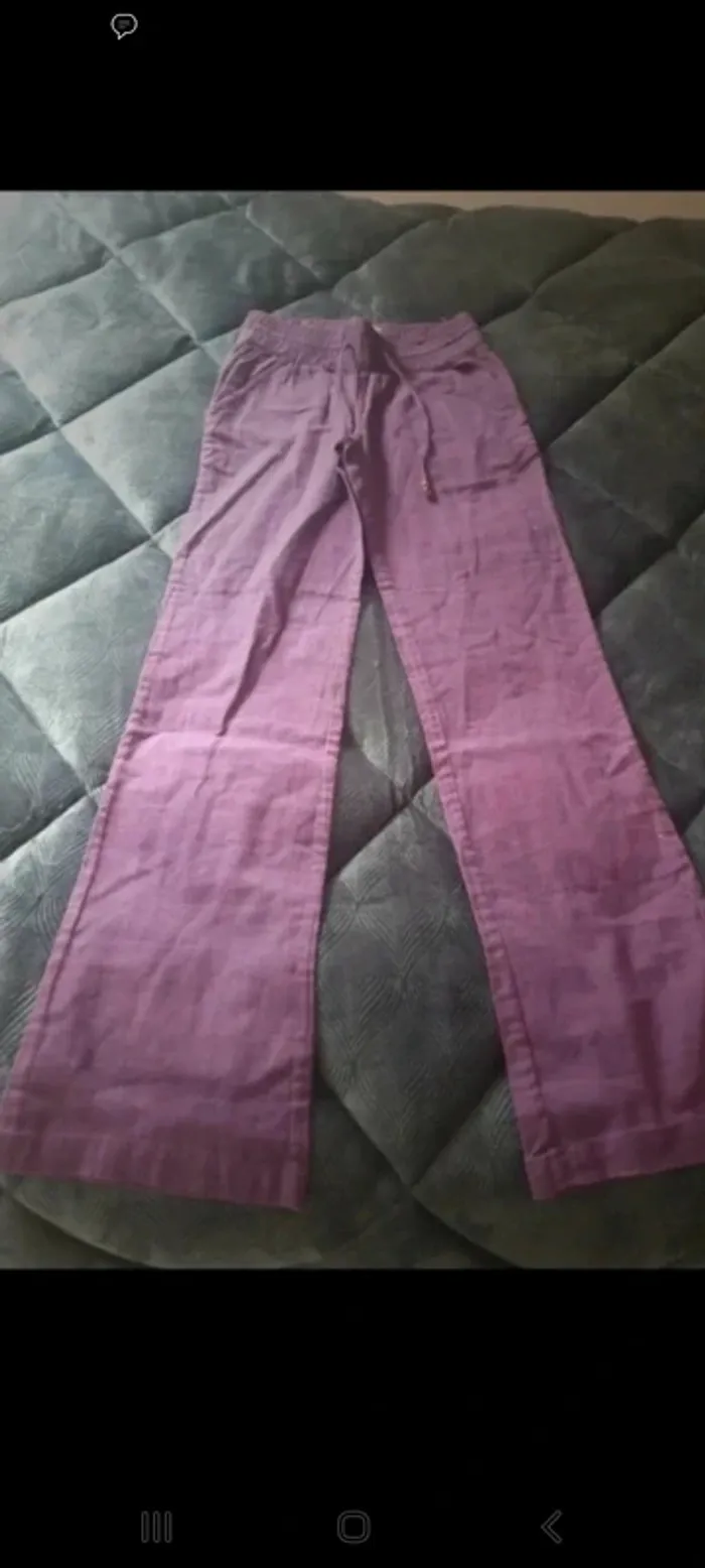 Pantalon jambes larges violet taille 38