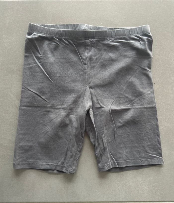 Cycliste H&M gris 11-12 ans