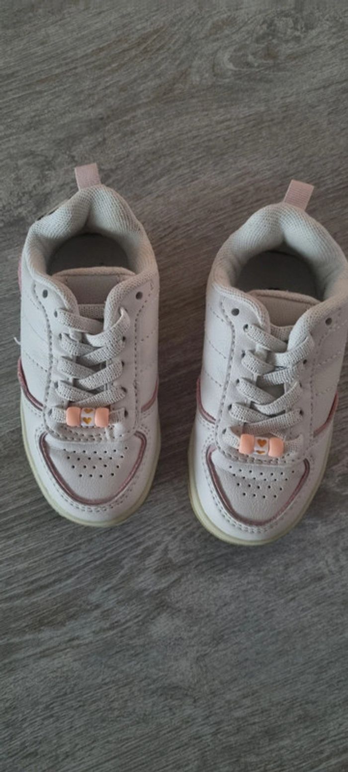 Basket kiabi taille 21 - photo numéro 2