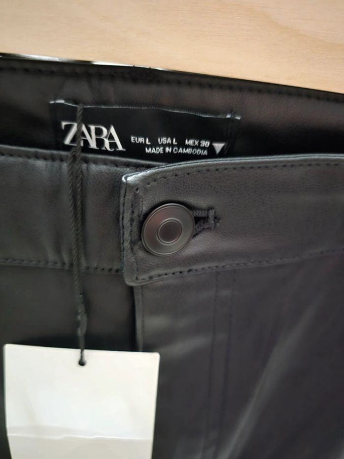 Pantalon large simili Zara - photo numéro 3