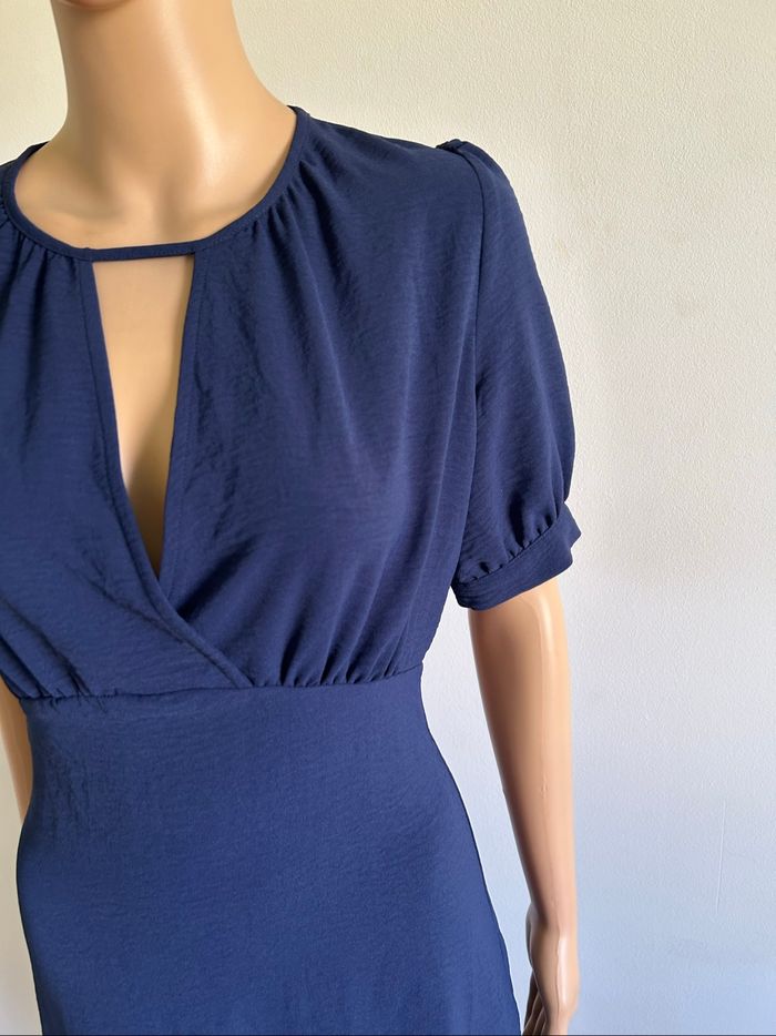 Robe bleue marine neuve à manches courtes Morgan taille 34 (valeur 60€) - photo numéro 4