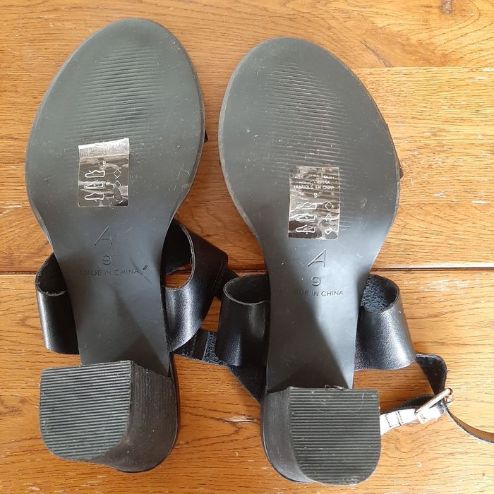 Sandales pointure 39 marque Ardene - photo numéro 4