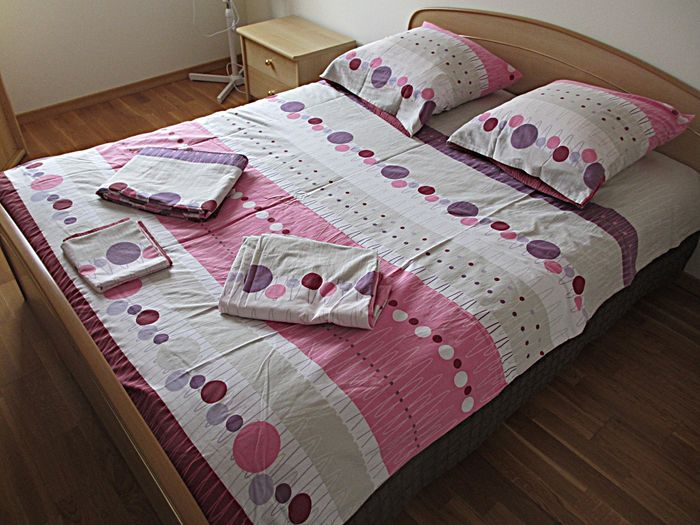 Parure de lit motifs graphiques Françoise Saget - Housse de couette 200 x 200 - photo numéro 2