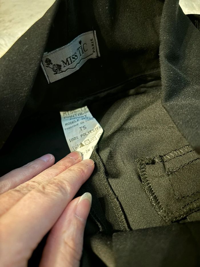 Pantalon noir - photo numéro 3