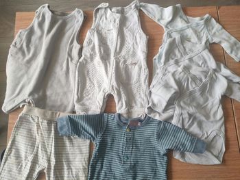 Lot vêtements naissance
