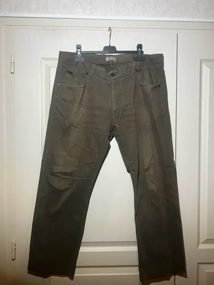 Jeans Burton of London