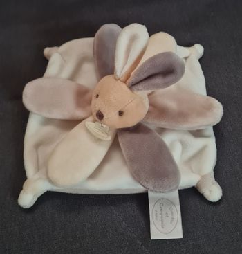 Doudou et compagnie mini doudou carré plat ours petales gris et taupe collector