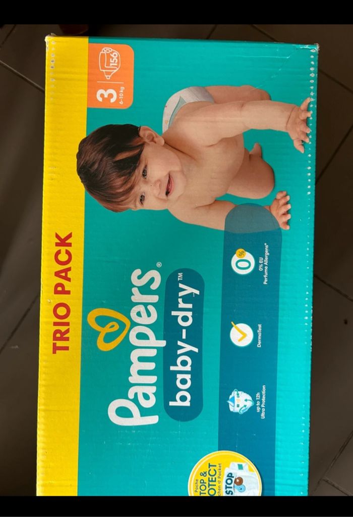 1 carton de couche Pampers trio t 3