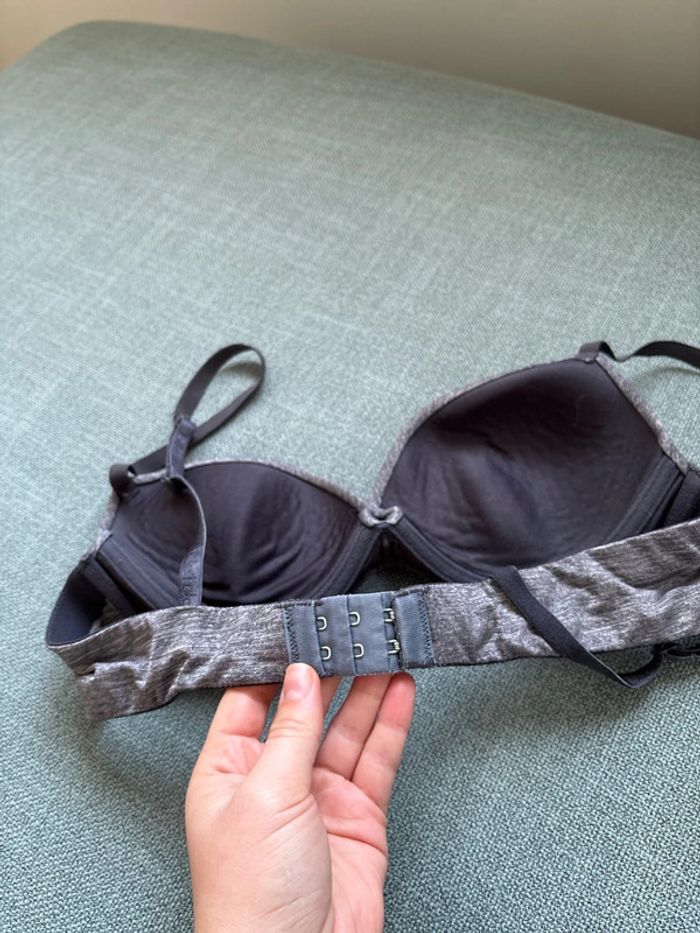 Soutien gorge - photo numéro 5