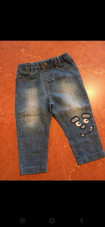Jean bébé taille 12 mois
