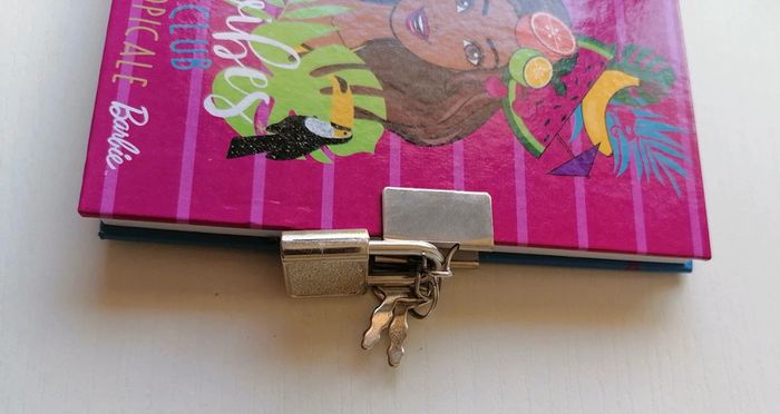 Carnet à secrets rose Barbie avec cadenas et clé - photo numéro 6