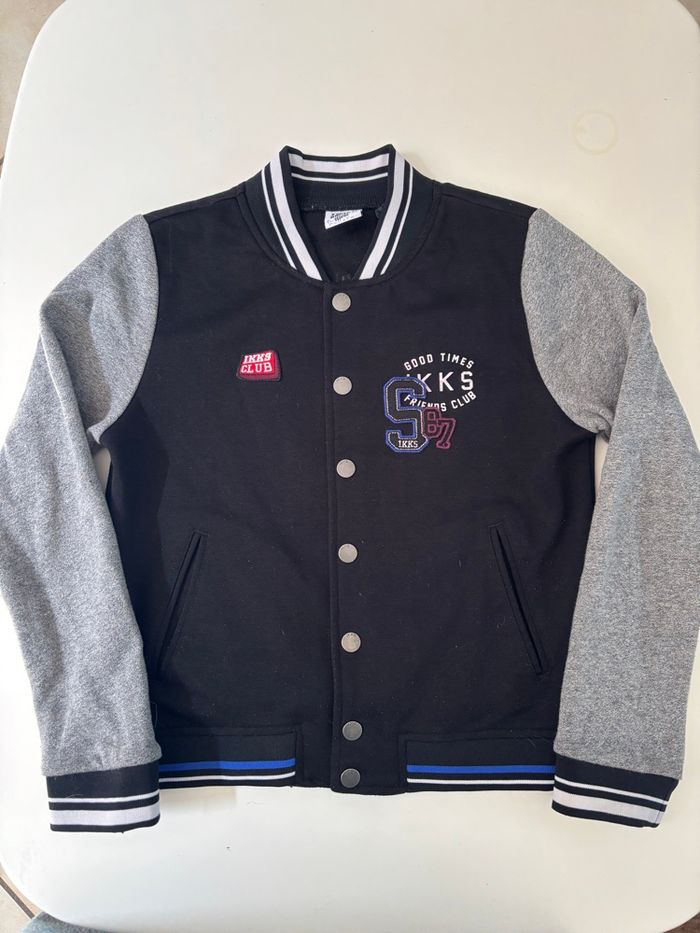 Veste Teddy noir smile alright ikks 10ans - photo numéro 2