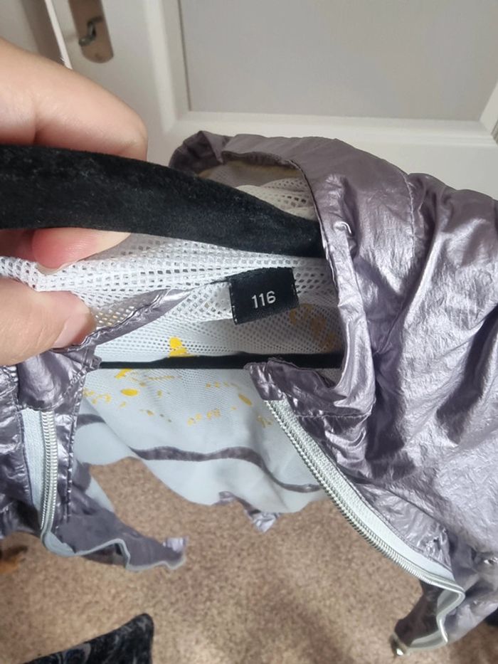 Imperméable violet - photo numéro 5