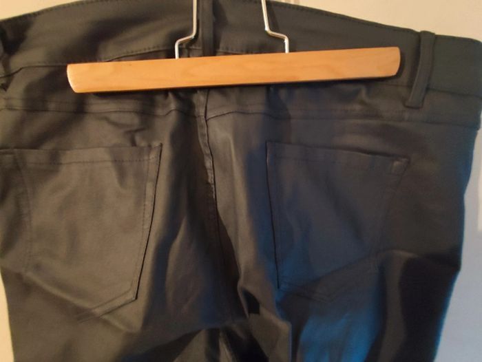 Pantalon huilé neuf anthracite taille 2XL 44 très extensible - photo numéro 5