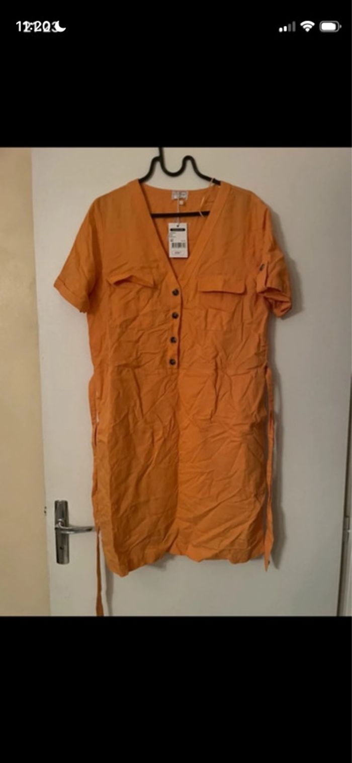 Robe neuve c’est beau la vie - photo numéro 1