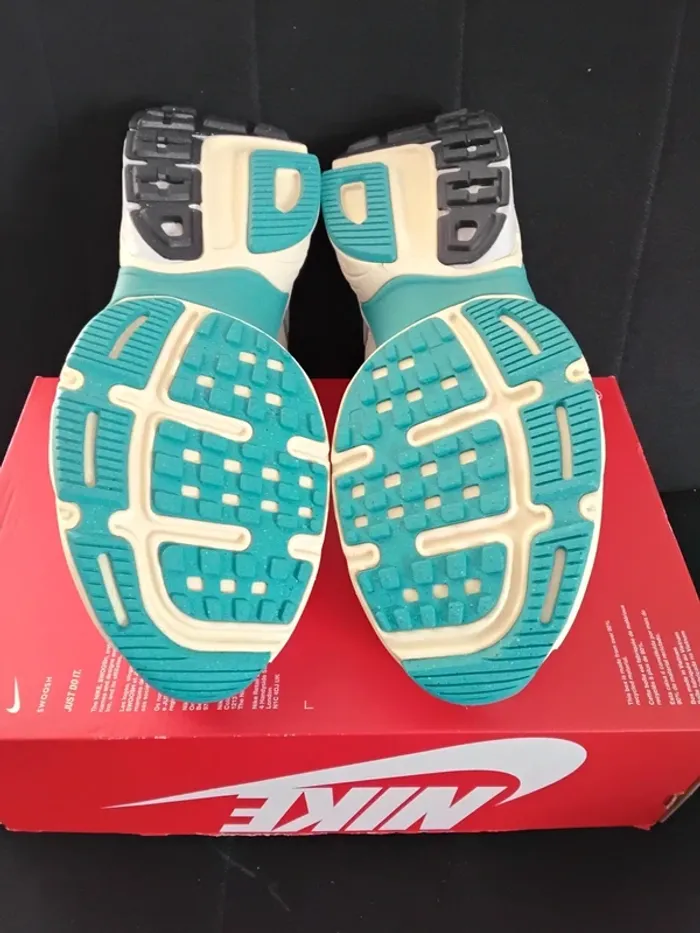 Baskets Nike V2K Run - photo numéro 6