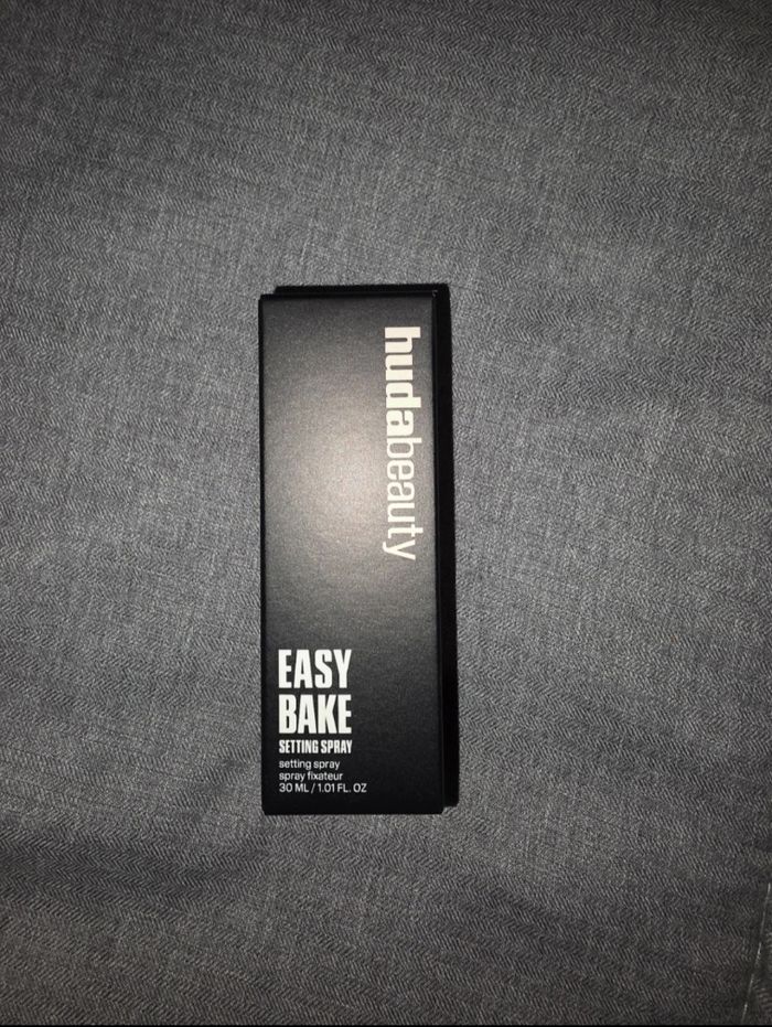 Hudabeauty easy bake