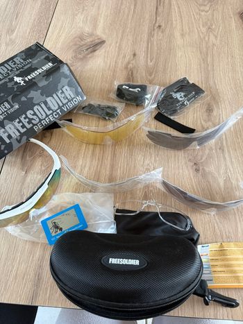 Lunettes de sport multifonction