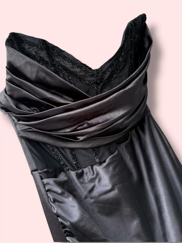 Très belle robe de soirée - photo numéro 2