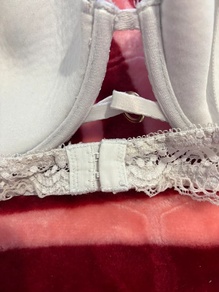 Soutien gorge blanc - photo numéro 6