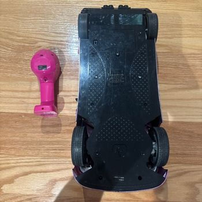 Voiture télécommandée Barbie - photo numéro 6