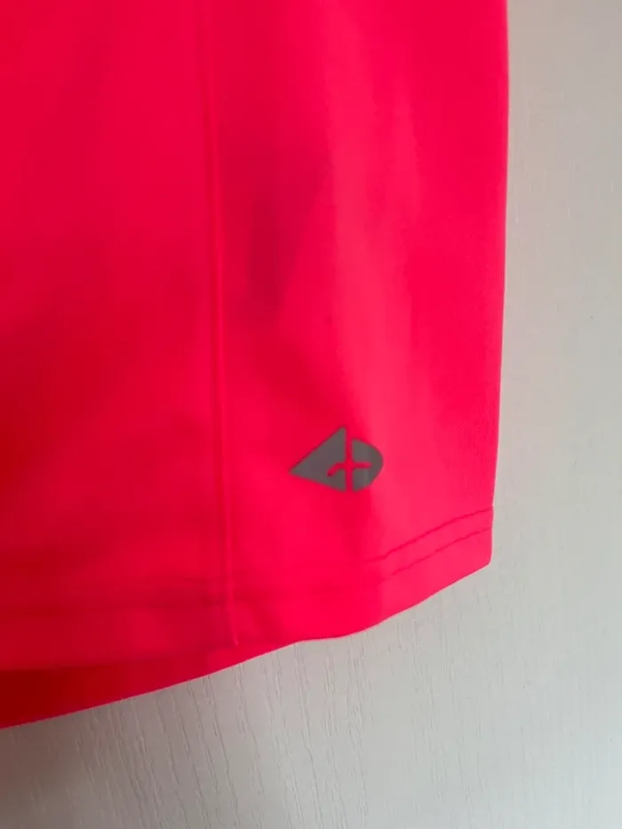 Tee shirt sport rose fluo - photo numéro 2