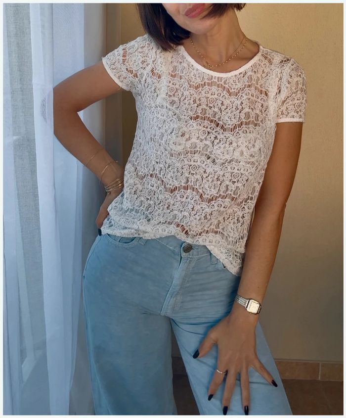 Tee shirt en dentelle Esprit taille S parfait etat - photo numéro 3
