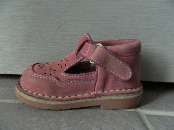 Chaussures en cuir fille T 20 "Adélie"