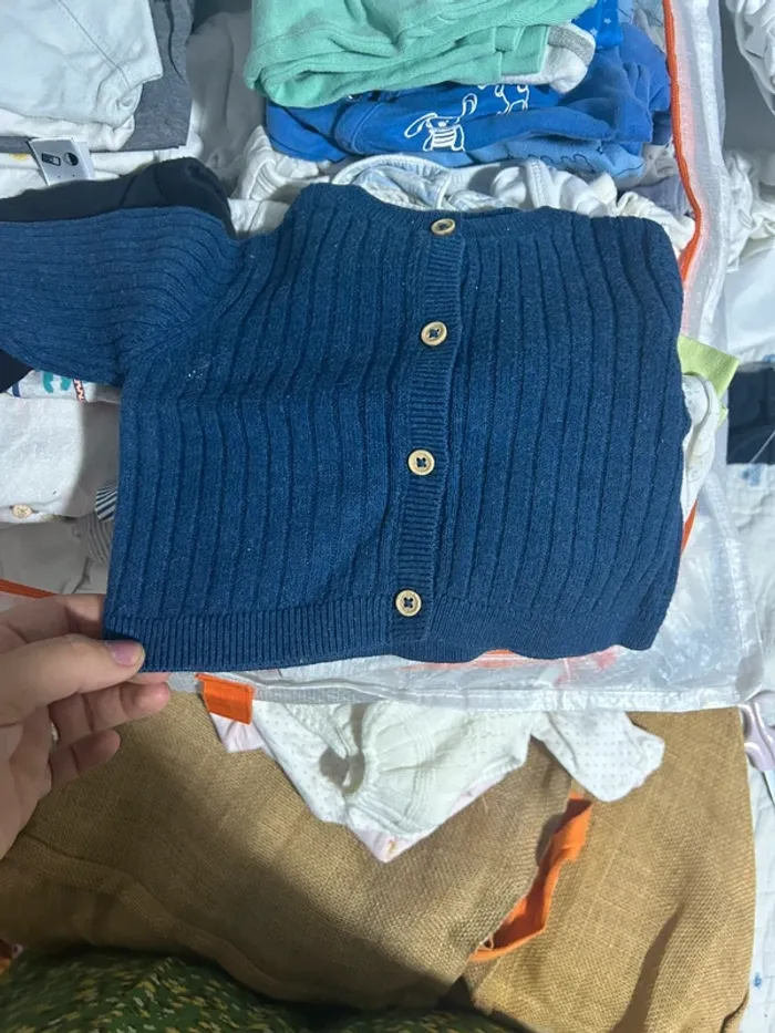 Lot vêtements bébé - photo numéro 2