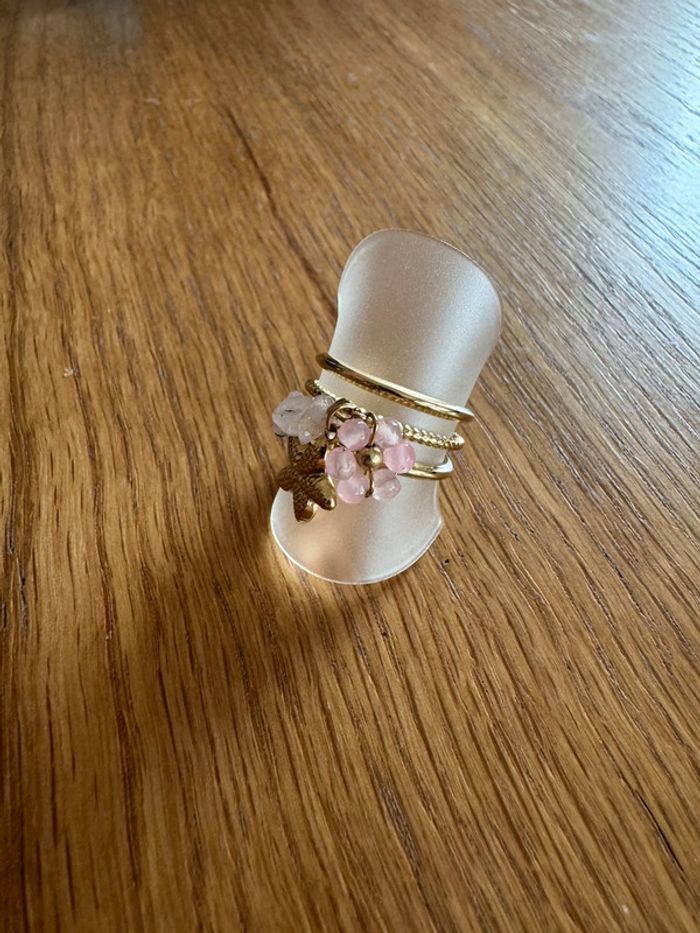 Magnifique bague triple rang avec breloques pierre nacré rose fleurs ajustable en acier inoxydable - photo numéro 4