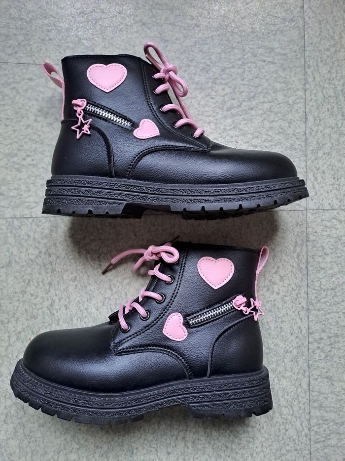 Bottine fille noire et rose / P. 35 / NEUVE - photo numéro 2
