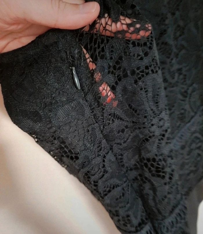 Body noir en dentelles - photo numéro 5